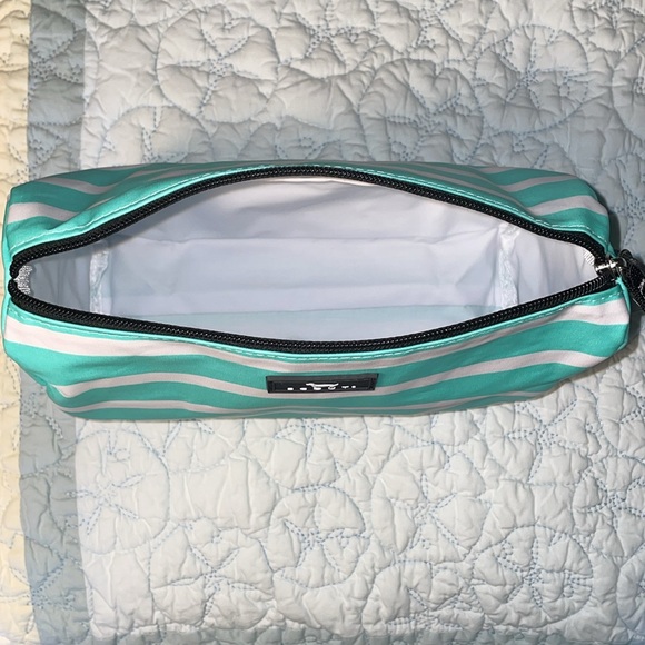 NWT Scout Bags Packin’ Heat Makeup Bag in Montauk Mint - Picture 4 of 5